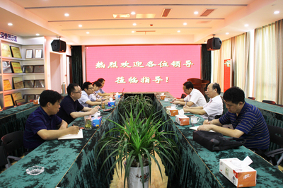 邗江區糧食局姚正根局長一行蒞臨公司考察指導，共謀糧食市場管理服務新發展